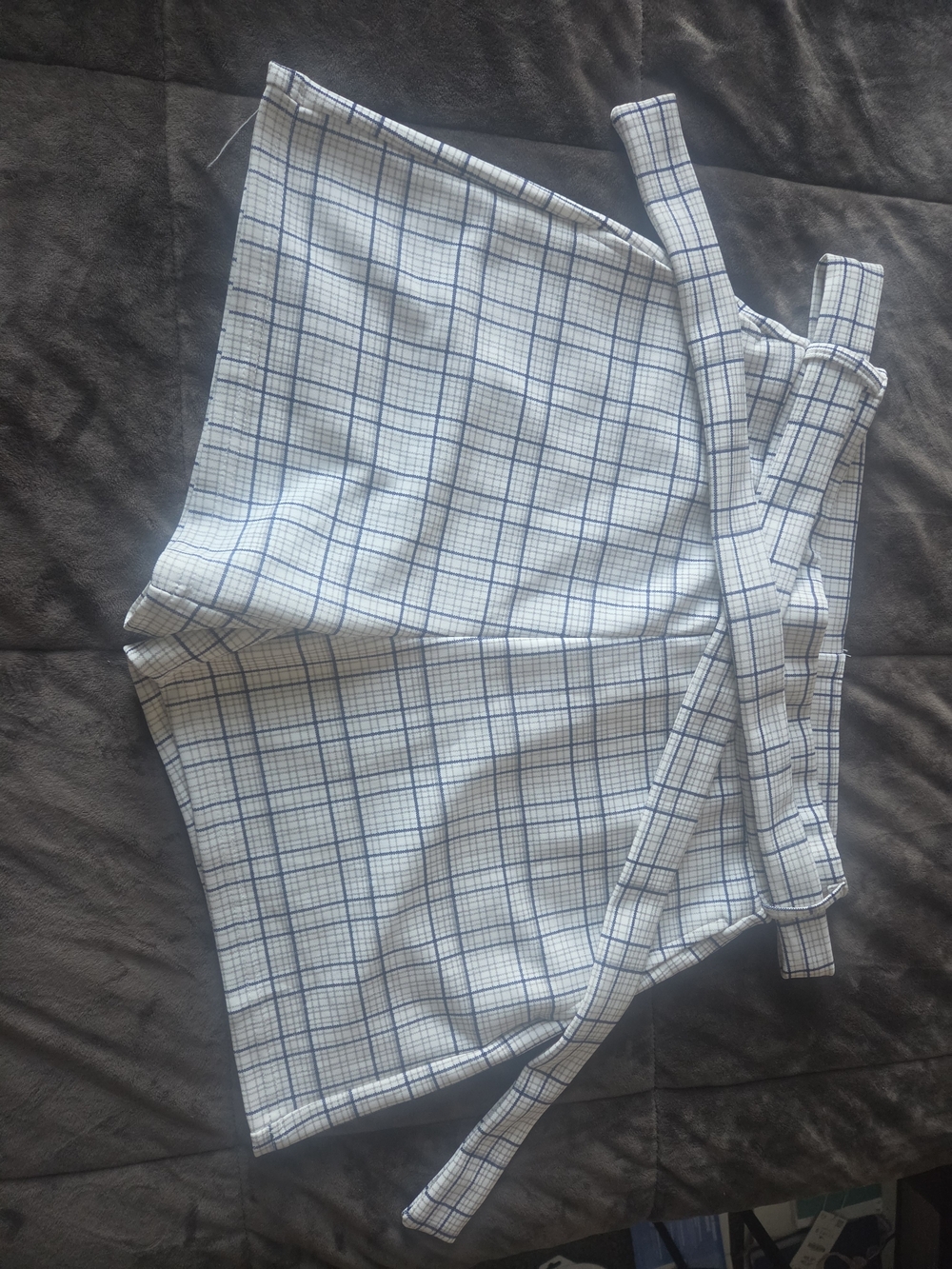 GUESS Blue and White Plaid Tie-Waist Women's Skort